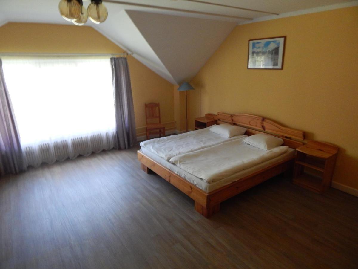 Motel Brencis Iecava المظهر الخارجي الصورة