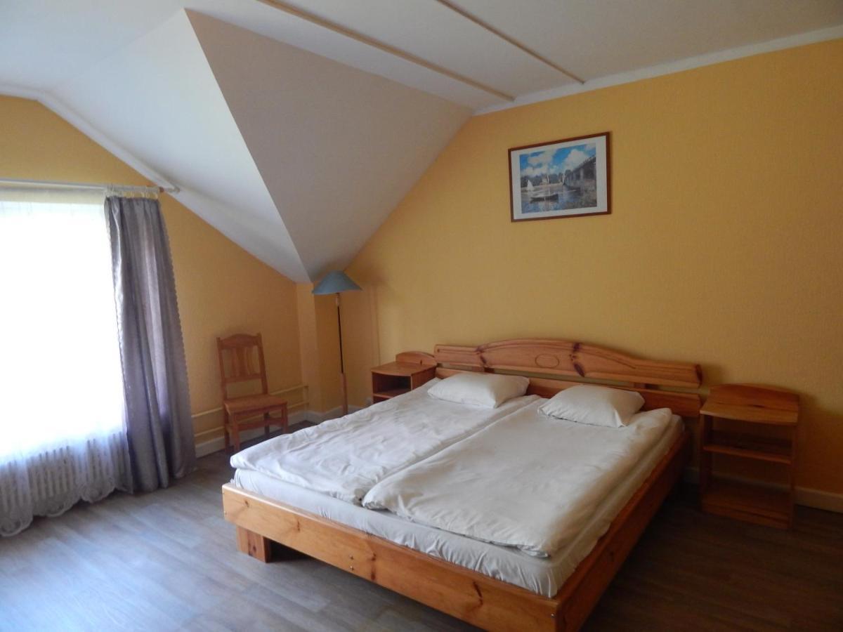 Motel Brencis Iecava المظهر الخارجي الصورة