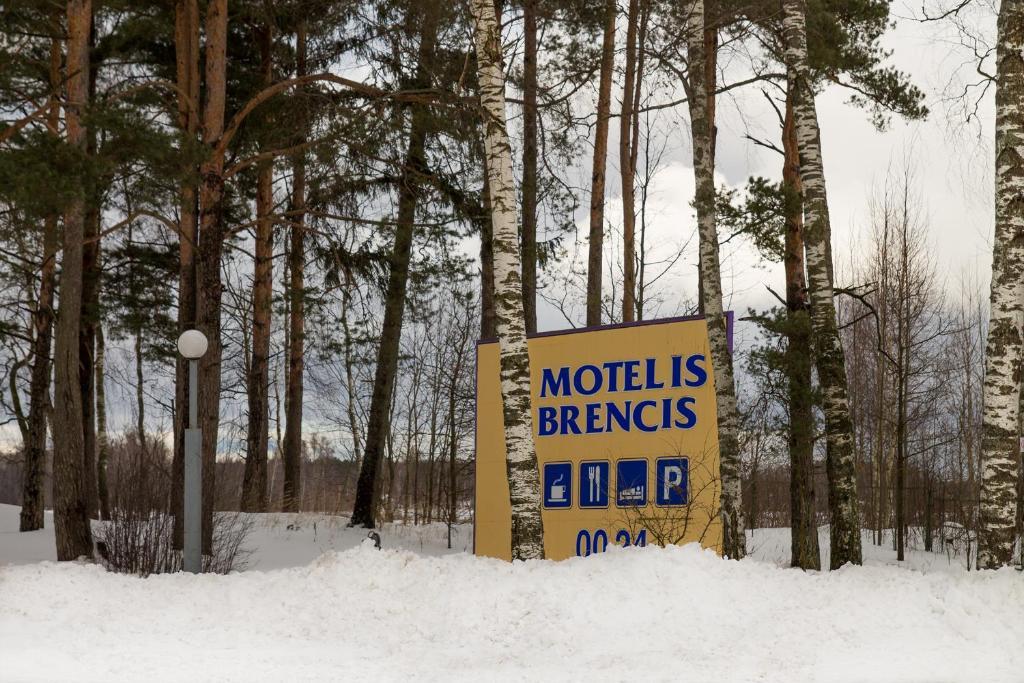 Motel Brencis Iecava المظهر الخارجي الصورة